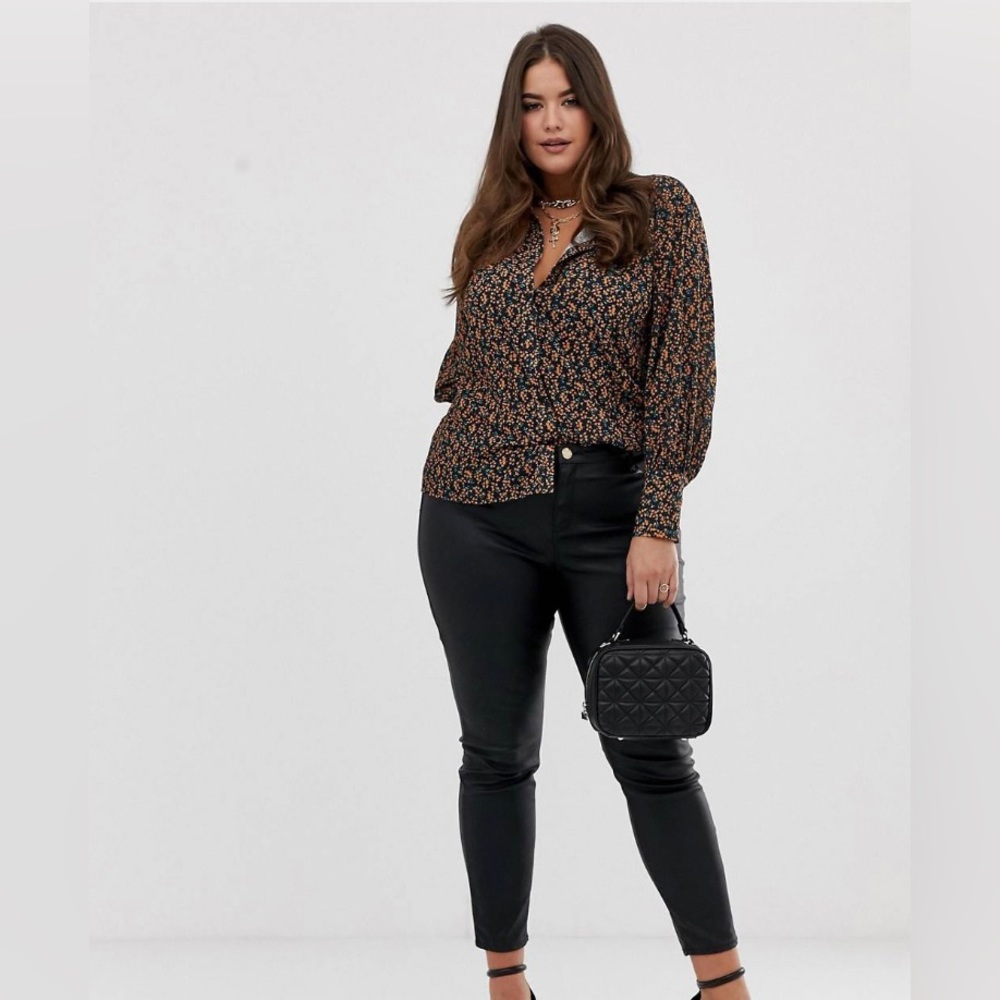 Fashion Union plus shirt in floral